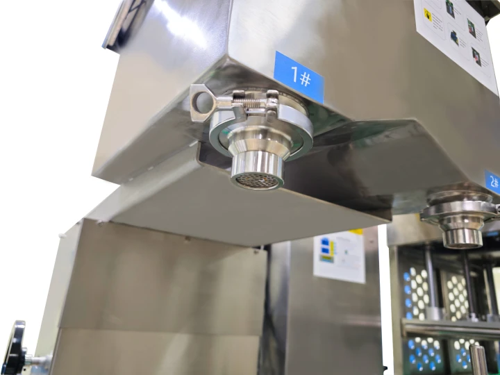 sightec-f50d-double-nozzles-filling-machine-front-view-detail2